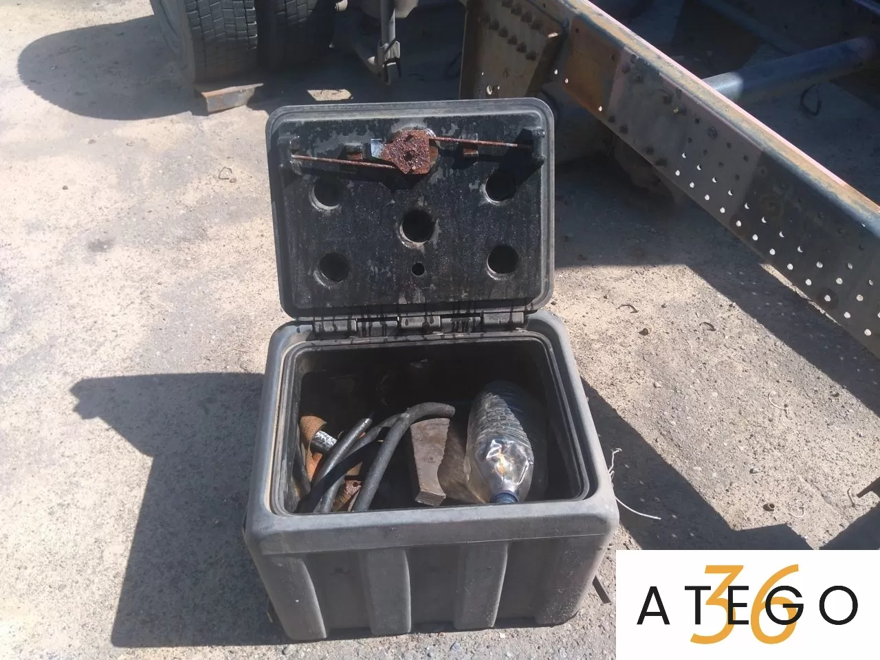 Ящик инструментальный Ман