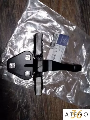 6737500051 Петля капота