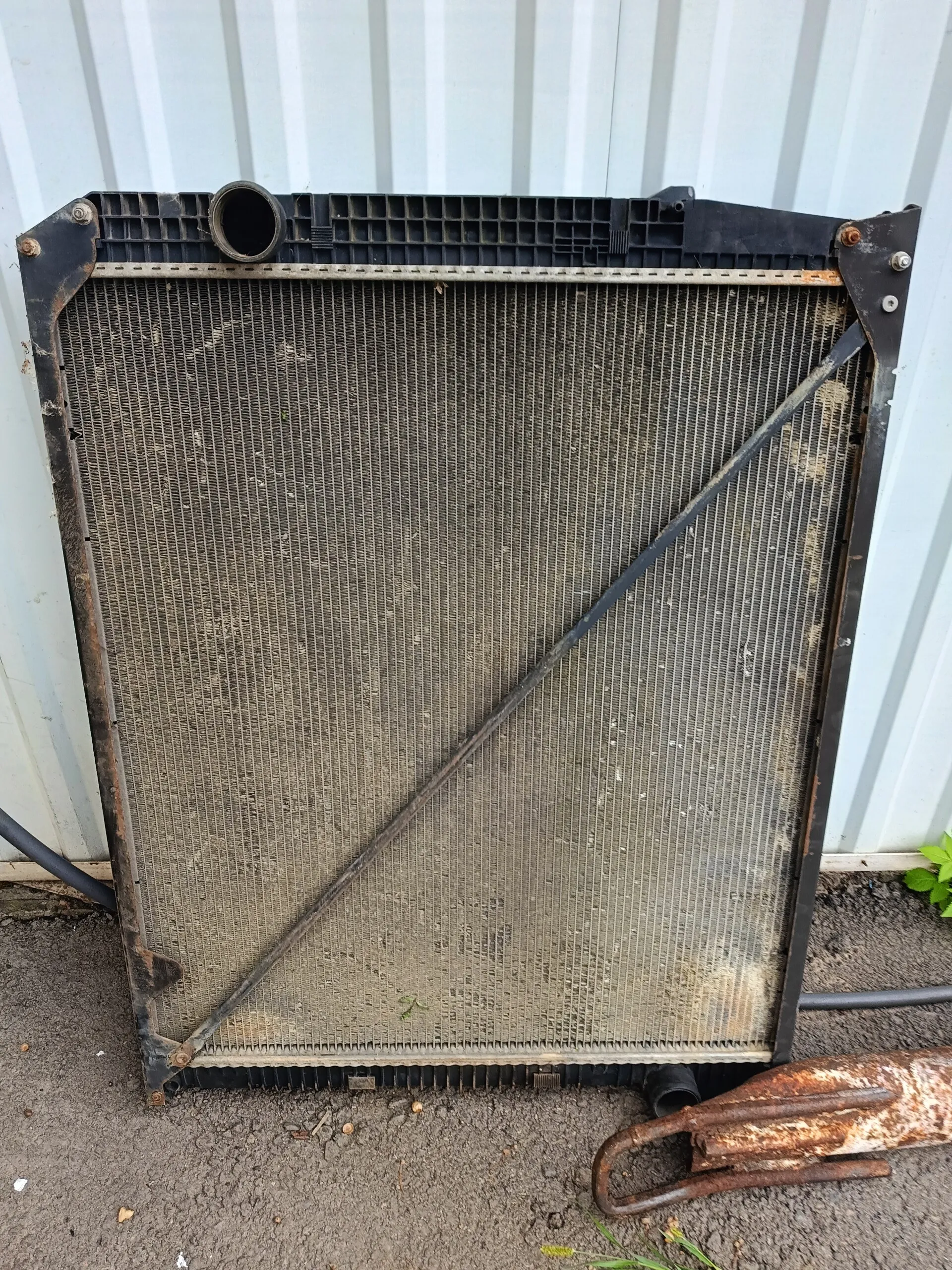 A9425001703 радиатор охлаждения Mercedes-Benz Actros