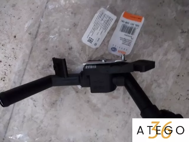 Кран печки Mercedes HELLA – новая запчасть для грузовиков