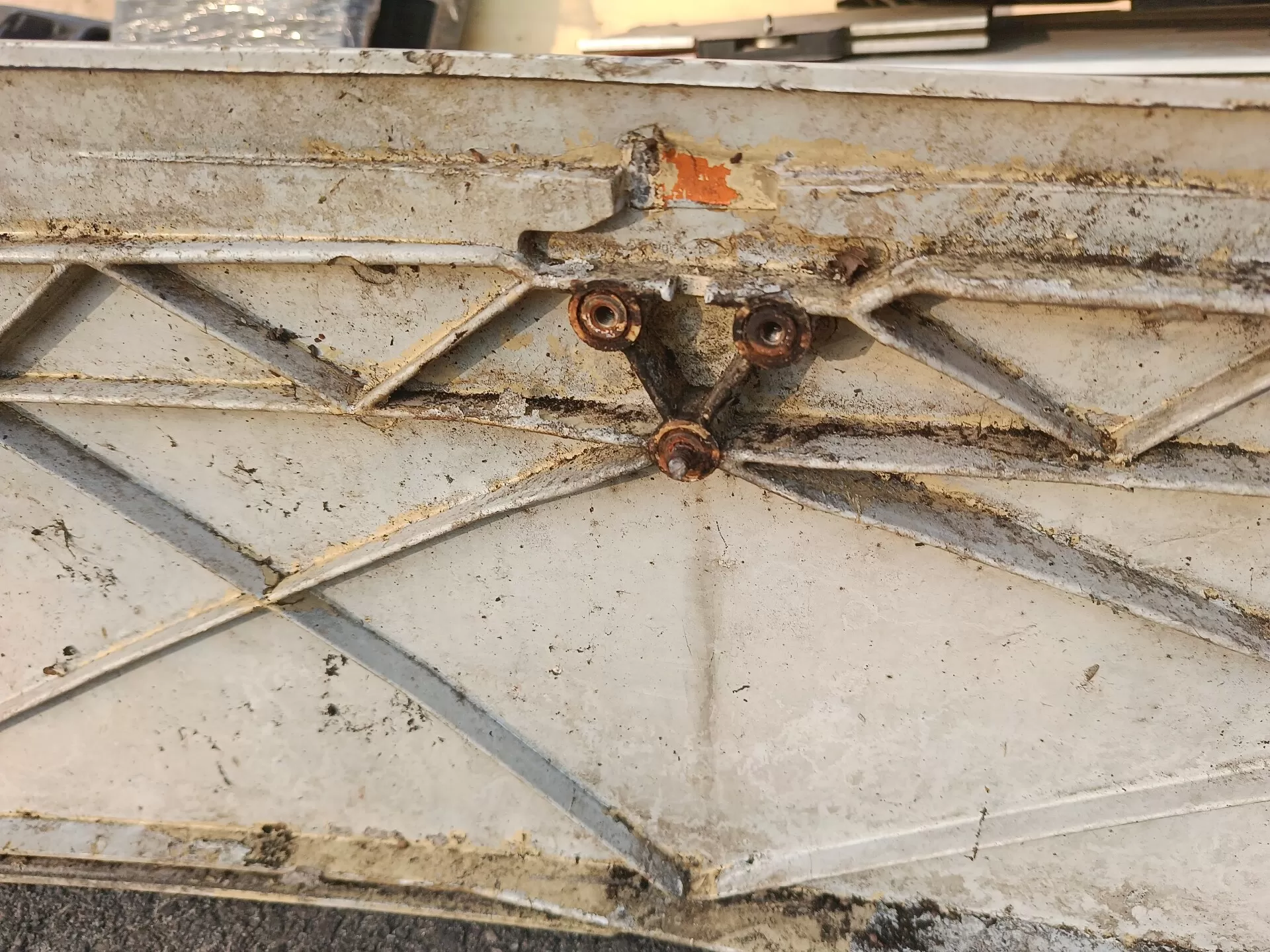 6737500002 капот передний Мермедес-Бенц-814