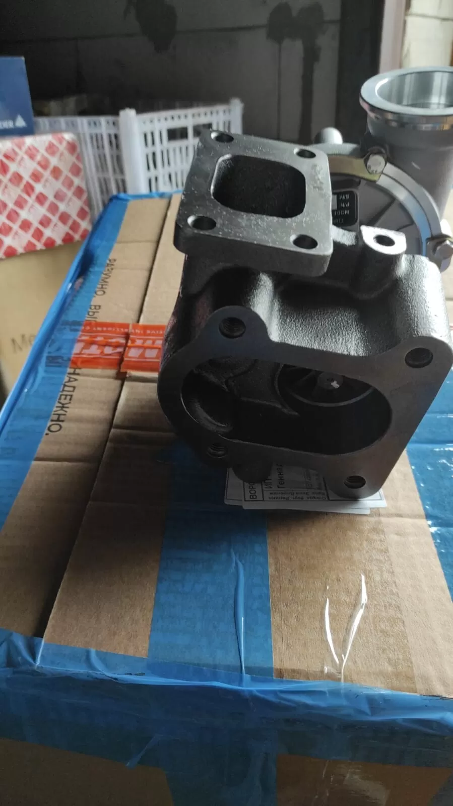 Турбокомпрессор двигателя Mercedes-Benz Atego