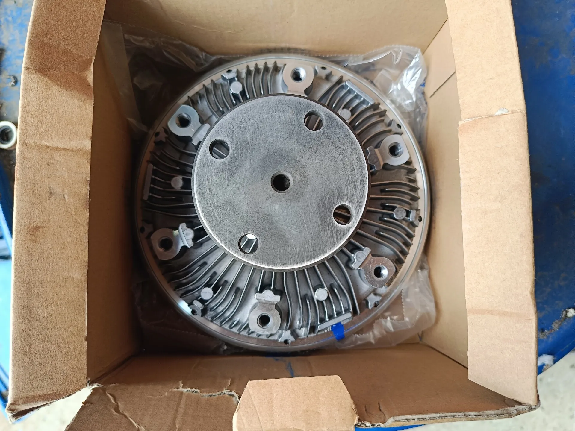 вискомуфта вентилятора двигателя OM906LA/OM926LAV