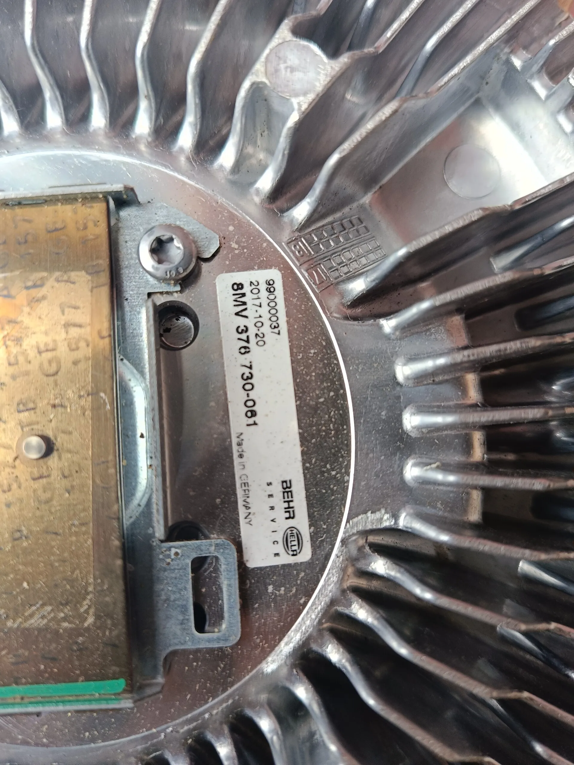 вискомуфта охлаждения Mercedes-Benz Actros