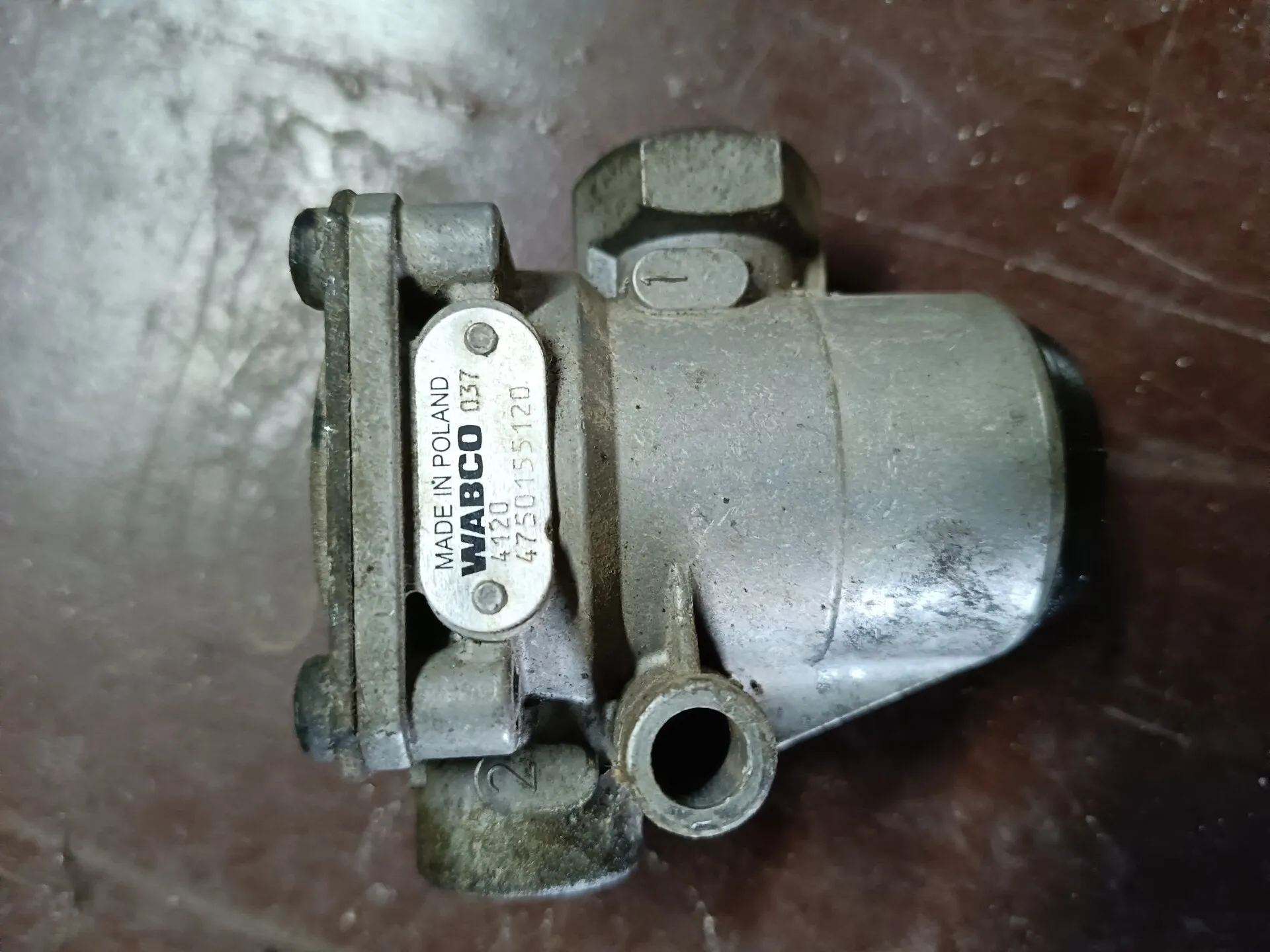 4750155120  клапан управления давлением