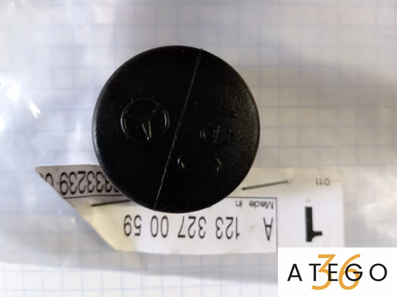 Крышка щупа бачка гура