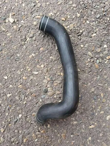 патрубок радиатора Мерседес-Бенц Atego  9735010082 нижний